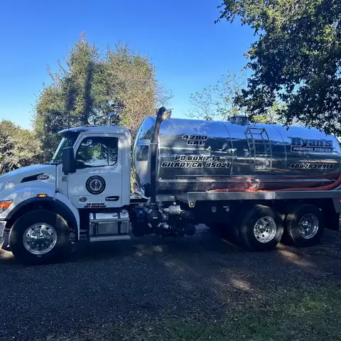 The 4,200-gallon truck on a job in the hills